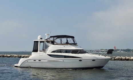 Long Island: Yacht Charters, Party on the Great South Bay