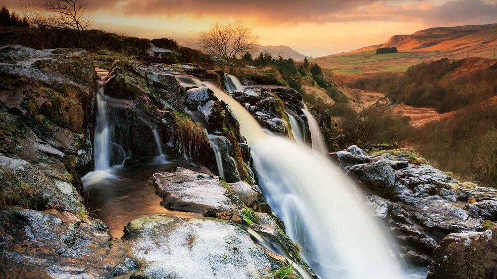 Picture 2 for Activity Glasgow: Loup of Fintry Waterfall Guided Tour