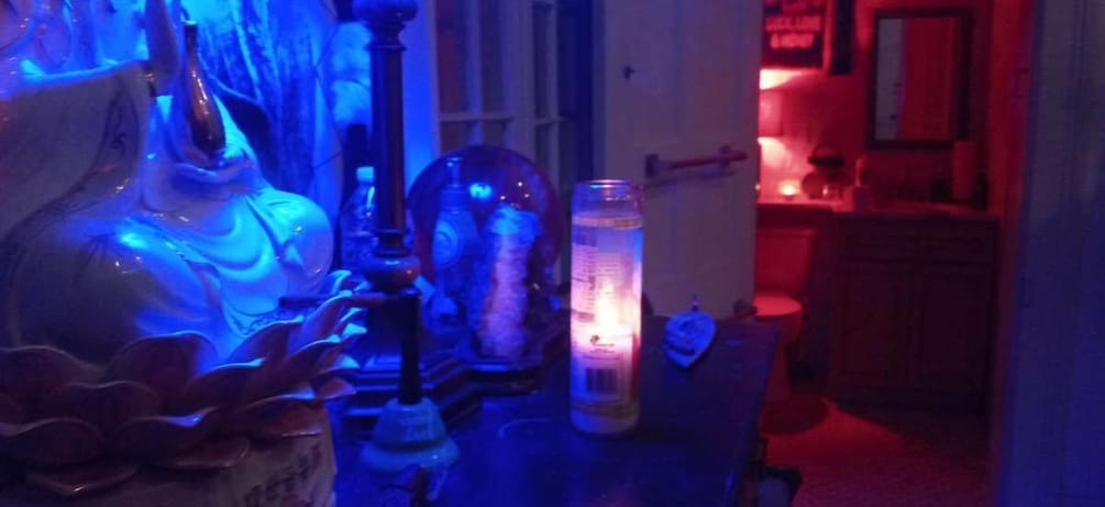 Private Tour Seance At The House On Bourbon Street