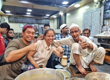 Old Delhi Food Tour: A Night Time Feast