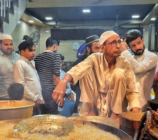 Old Delhi Food Tour: A Night Time Feast