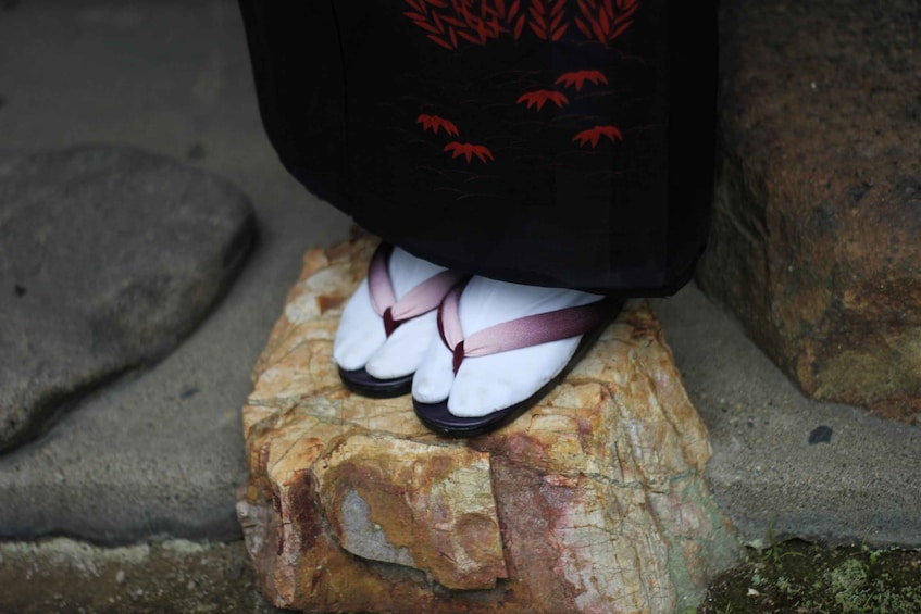 Picture 27 for Activity Kyoto: Private Tea Ceremony with a Garden View