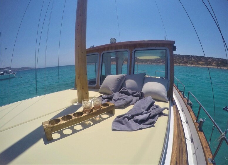 Picture 3 for Activity Semiprivate kaiki cruise to Antiparos & Despotiko with lunch