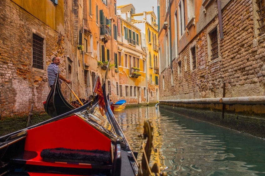 Picture 1 for Activity Venice: Sunset Gondola Ride & Guided Walking Tour