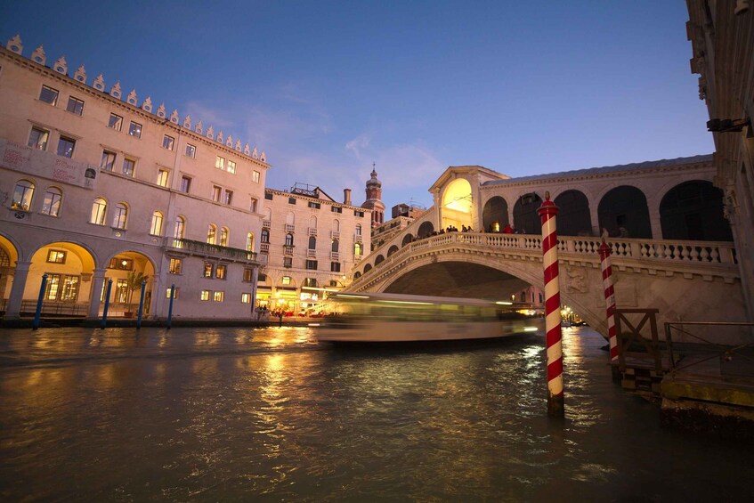 Picture 6 for Activity Venice: Sunset Gondola Ride & Guided Walking Tour