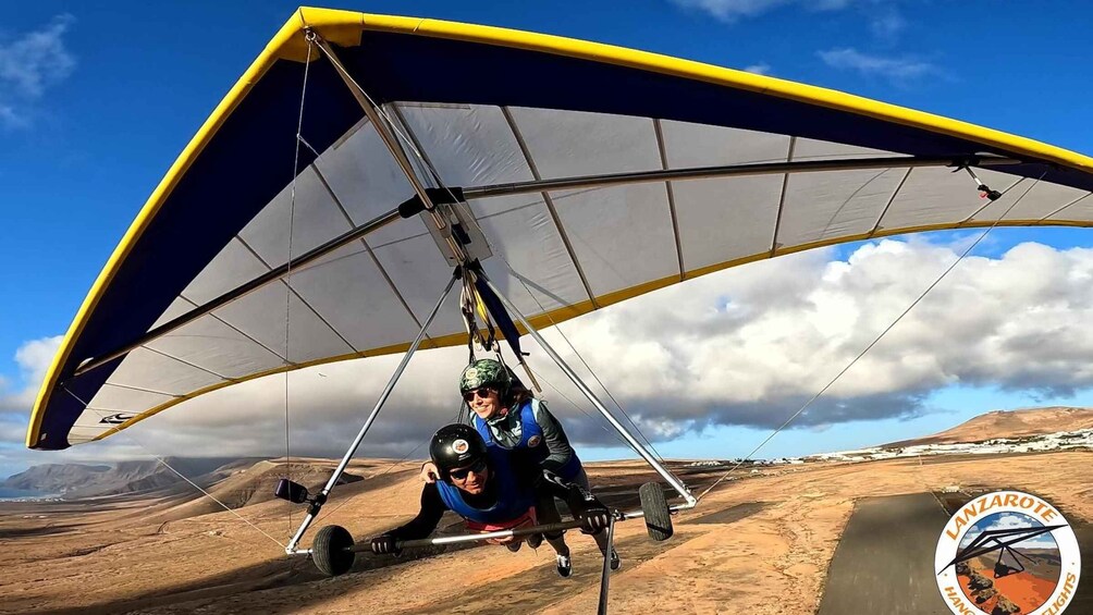 Picture 8 for Activity Lanzarote Hang Gliding Tandem Flights