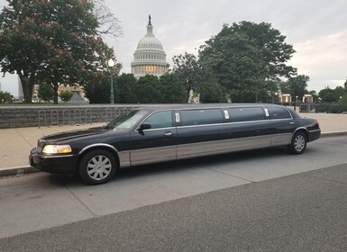 Washington DC: City Sightseeing Private Limousine Tour