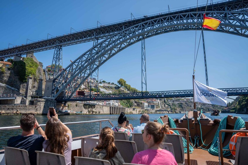 Picture 11 for Activity Porto: Guided City Tour by Tuk-Tuk and Douro River Cruise