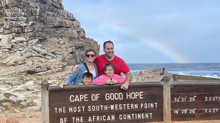 Cape Town: Boulders Beach & Cape Point Full-Day with Meals