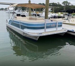 Hilton Head Island: Alquiler de barcos pontón