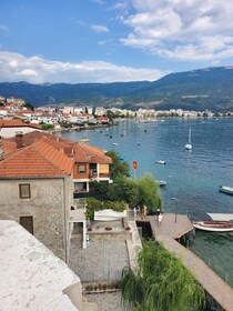 Skopjesta: Ohrid: Ohrid kokopäiväretki ja opastettu kävelykierros