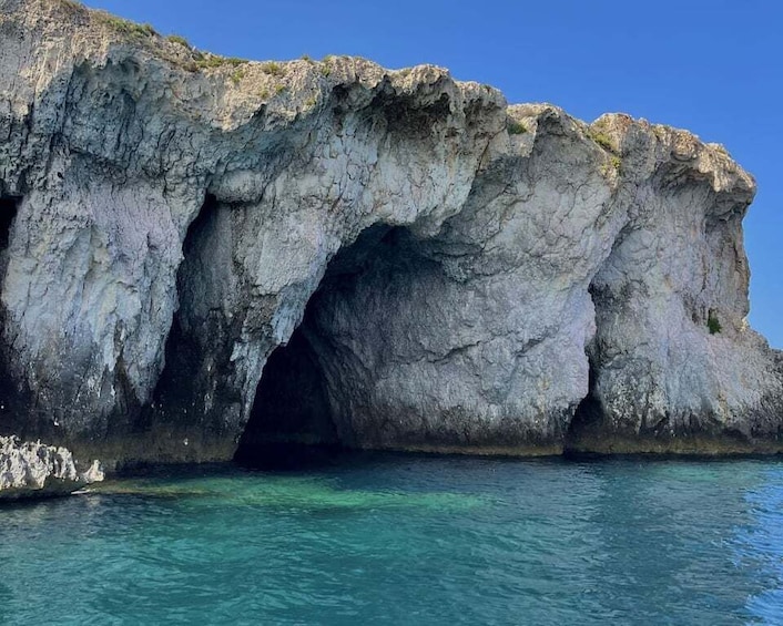 Picture 4 for Activity Syracuse: Ortigia Island & Sea Caves Boat Trip with Prosecco