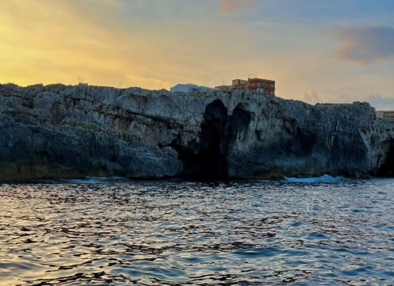 Picture 3 for Activity Syracuse: Ortigia Island & Sea Caves Boat Trip with Prosecco