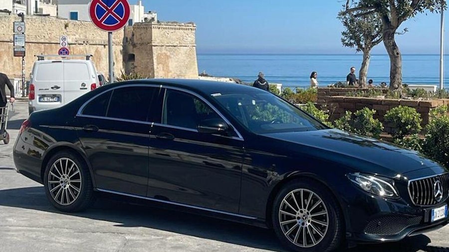 From Bari: 1-Way Private Transfer to Polignano a mare