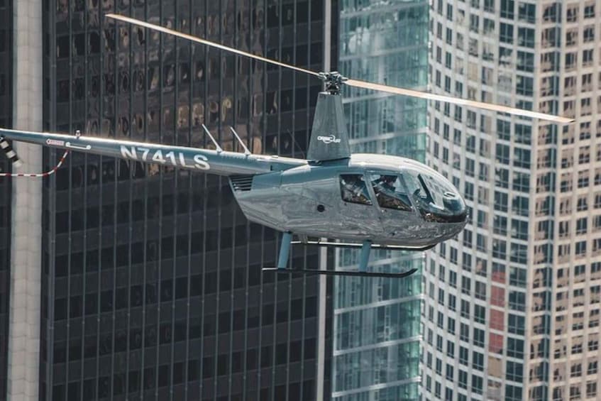 Picture 4 for Activity Los Angeles: 45-Minute Attractions Helicopter Tour