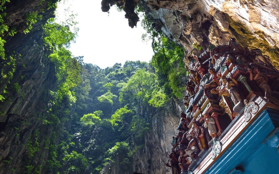 Picture 3 for Activity Heritage Tour: Discover Batu Caves & Thean Hou Temple