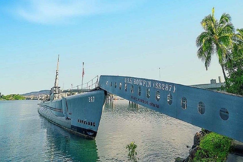 Picture 3 for Activity From Kauai: USS Arizona Memorial and Honolulu City Tour