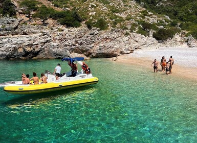 Vlore Tur Pribadi Sorotan Gua Haxhi Ali & Karaburun