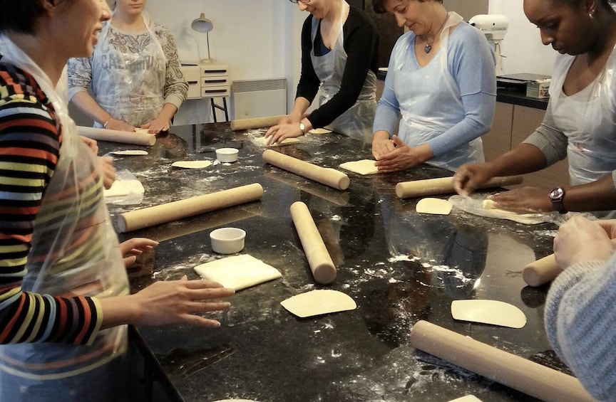 Picture 14 for Activity Paris: Macaron, Croissant or Pastry Class with a French Chef