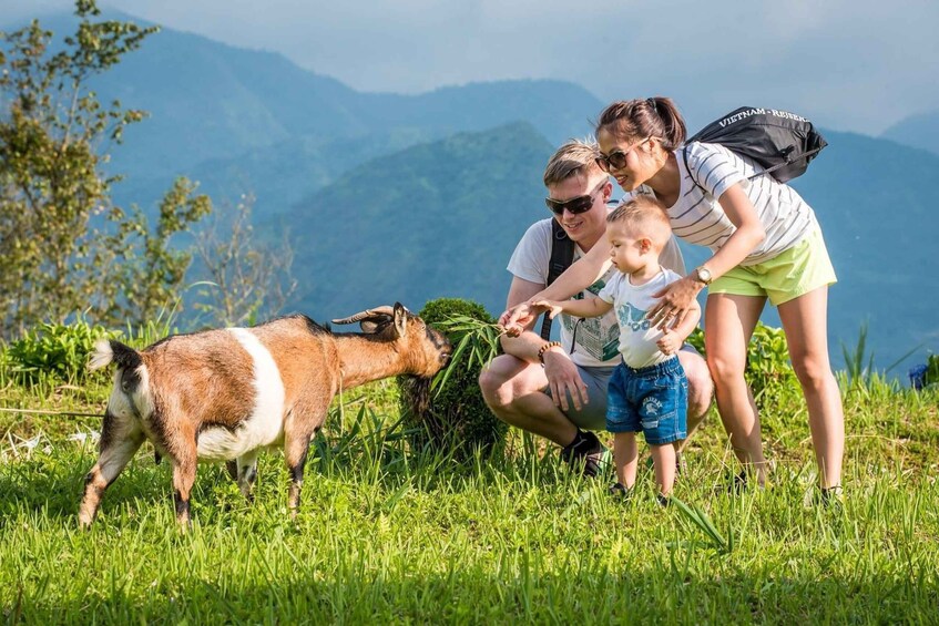 SAPA TREKKING & HOMESTAY: 3D2N