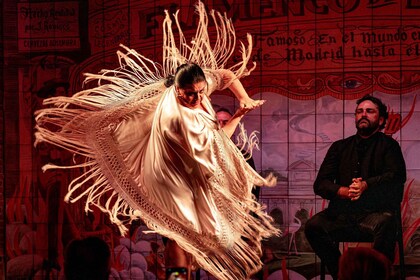 Madrid: Authentic Flamenco at Flamenco de Leones with drink