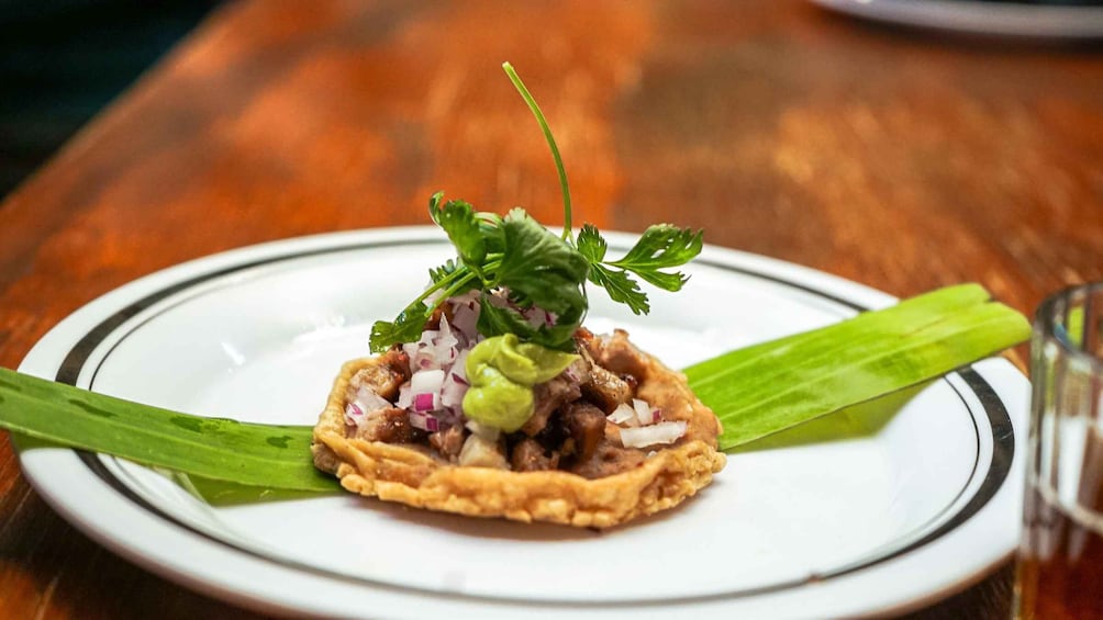 Picture 24 for Activity Mexico City: Coyoacán Area Food & Drink Tastings Guided Tour