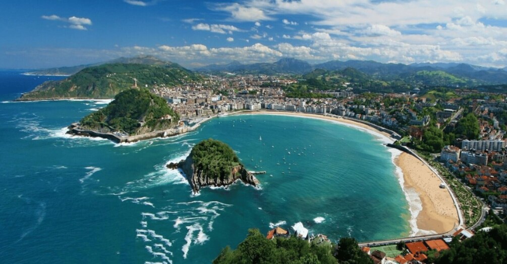 Picture 7 for Activity From Bilbao: San Sebastian and Basque Cheese Farm Tour