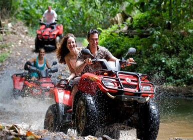 Siem Reap: recorrido en barco por Tonle Sap y paseo en cuatrimoto con trasl...