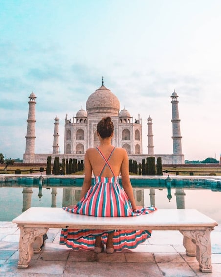 From Bangalore to Agra: 3Day Guided Trip w/ Flights & Hotel