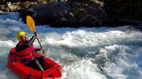 Lucca: recorrido extremo en kayak