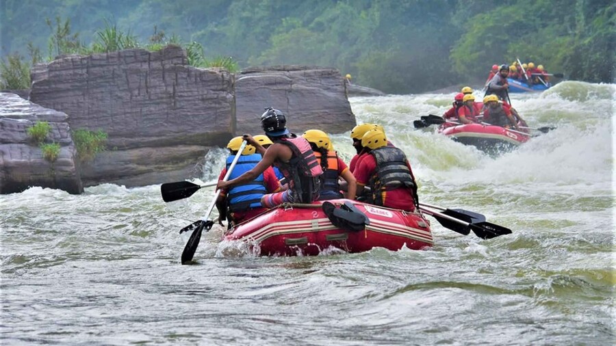 Kithulgala Thrills: White Water Rafting Bliss!