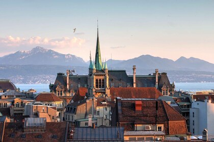 Lausanne: First Discovery Walk and Reading Walking Tour