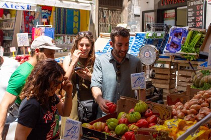 Napolin makua: Napoli: Food Walking Tour paikallisen oppaan kanssa