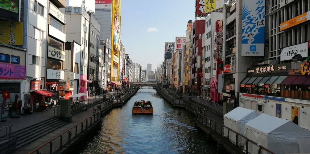 Picture 4 for Activity Osaka: Five Must-See Highlights Walking Tour & Ramen Lunch