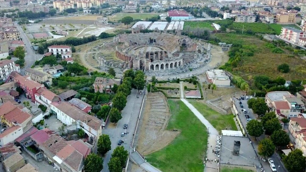 Picture 11 for Activity Time travel : Royal Palace of Caserta and gladiators