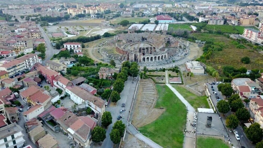 Picture 11 for Activity Time travel : Royal Palace of Caserta and gladiators