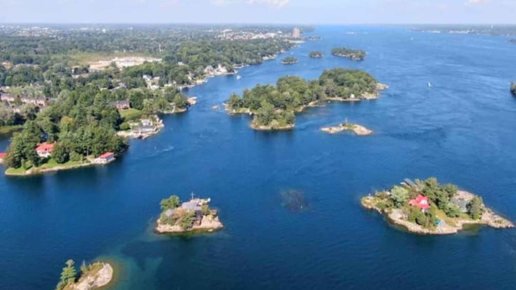 Picture 5 for Activity Brockville: 1.5 hr 1000 Islands Cruise