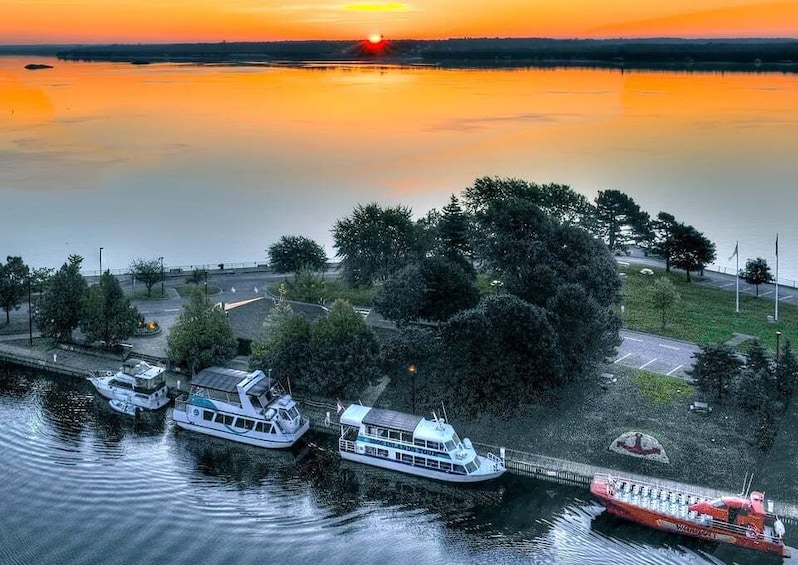 Picture 1 for Activity Brockville: 1000 Islands Cruise