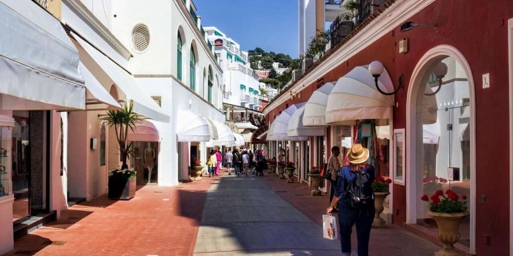Picture 2 for Activity Exclusive personal shopper in Capri for a luxury experience