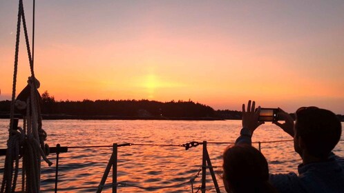 Boothbay Harbor: Sunset Sail to see the Maine Coastline