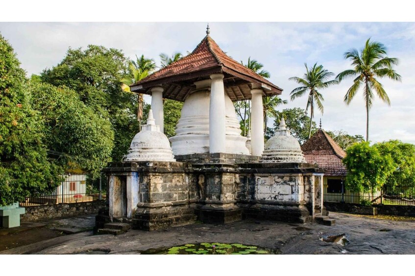 Picture 7 for Activity Temple Triad From Kandy: Embekke, Lankathilaka, Gadaladeniya