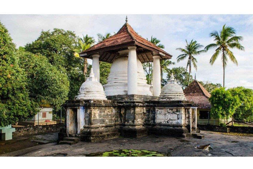 Picture 7 for Activity Temple Triad From Kandy: Embekke, Lankathilaka, Gadaladeniya