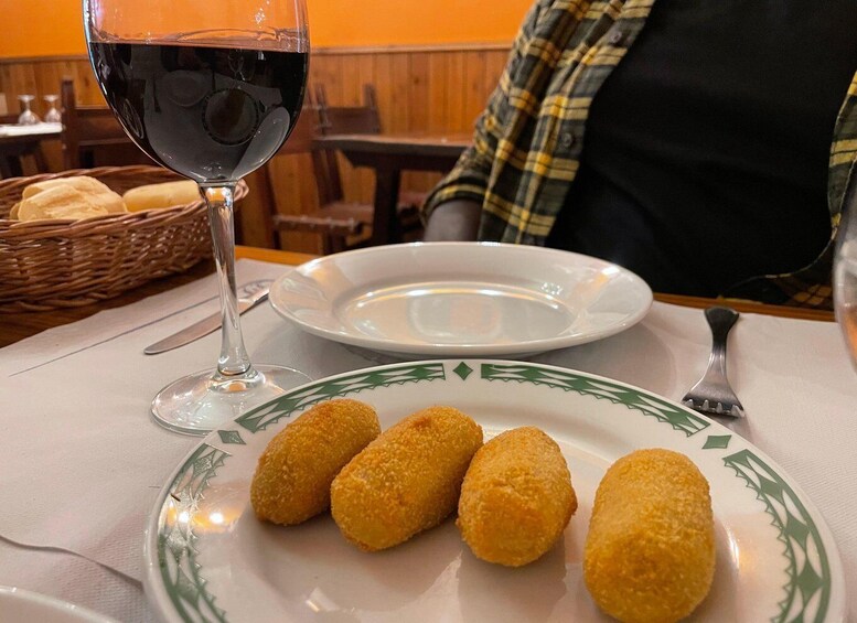 Picture 16 for Activity Madrid LGBTQ Tapas Tour