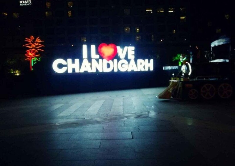 Picture 6 for Activity Chandigarh Nightlife Tour with shopping and food tasting