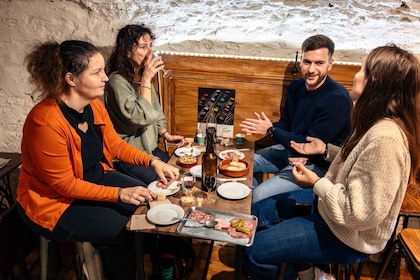 Lyon: Guided Evening Food Tour