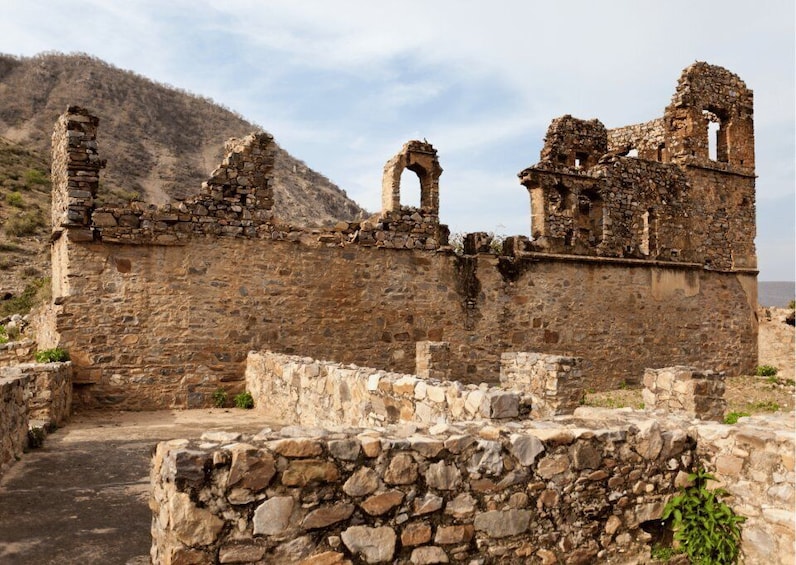 Picture 6 for Activity Guided Day Trip to Abhaneri & Haunted Bhangarh from Jaipur