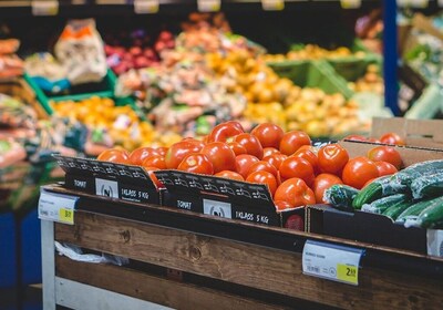 ジャイプールの新鮮な花と野菜の市場