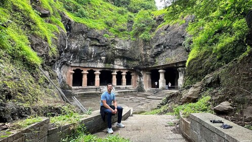 Elephanta Caves & Island Guided Private Tour