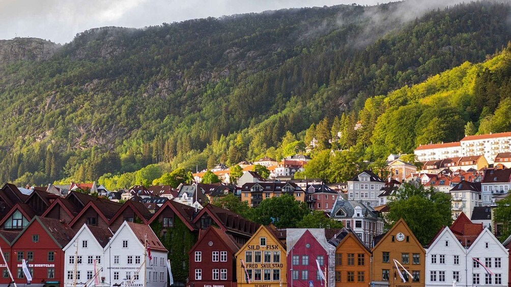 Norwegian Coastal Cities: Smartphone Audio Guide App
