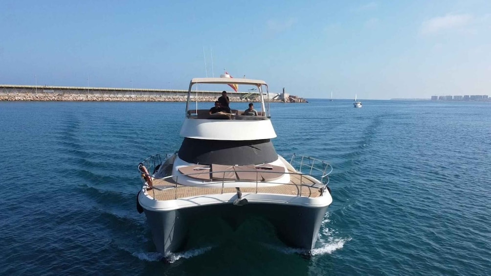 Puerto del Carmen: Catamaran Trip with Water Sports